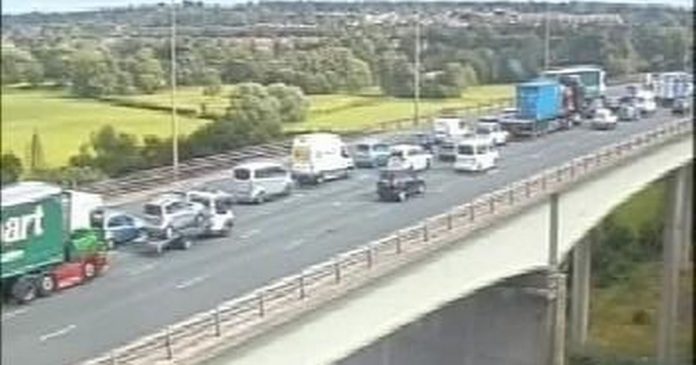 Current view of traffic on the M6